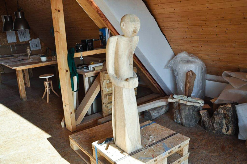 Der Mönch - Holzskulptur Lindenatelier.com